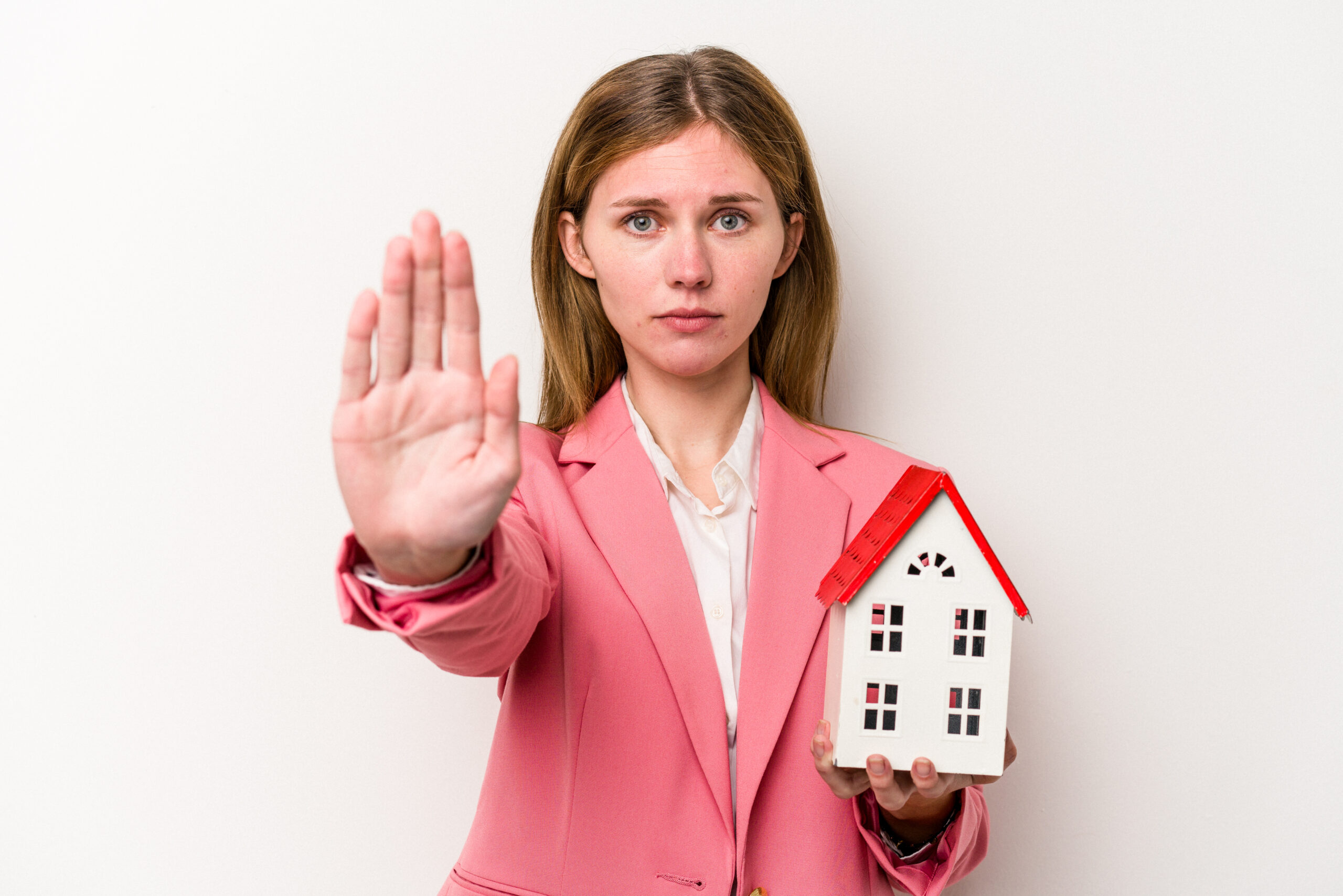 Errores comunes que puedes evitar en el proceso de compra de una casa