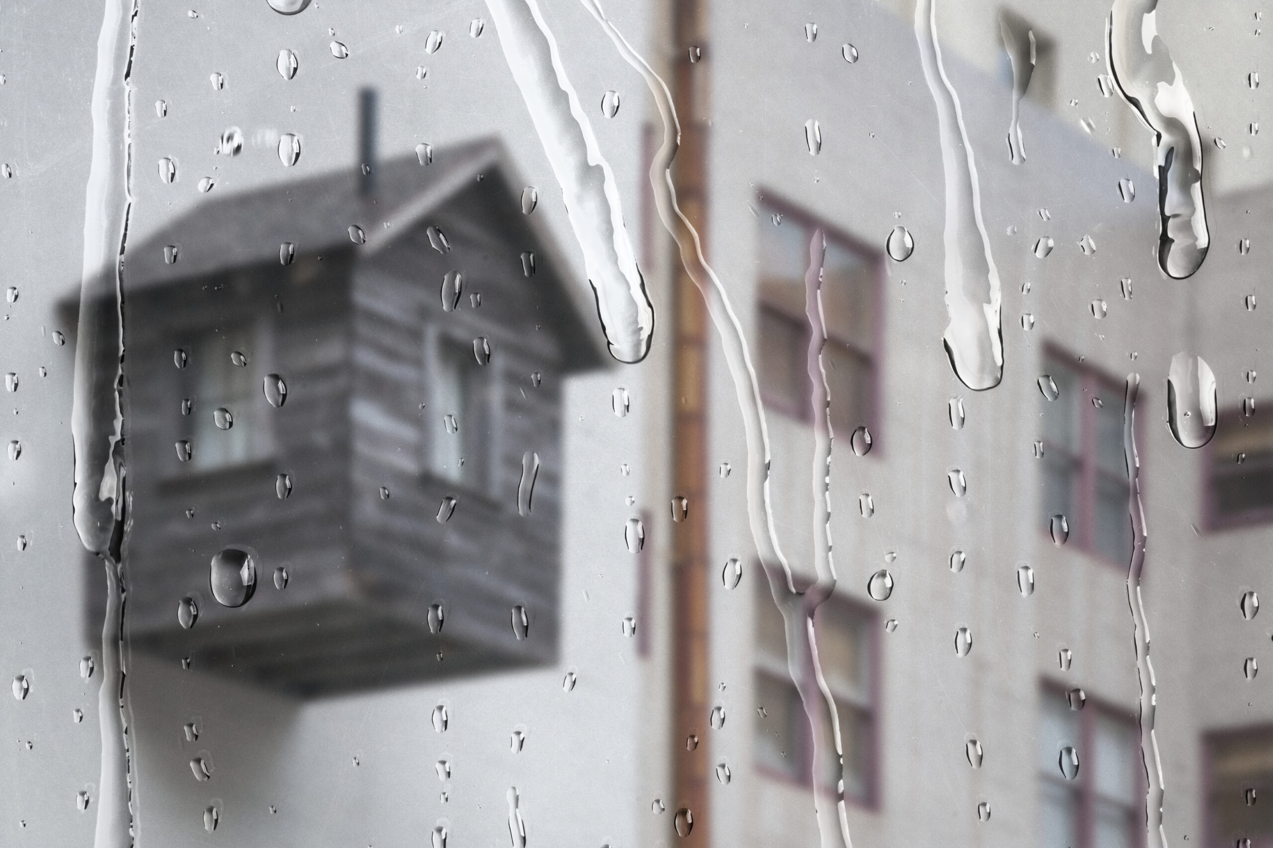 Casa protegida de la lluvia.